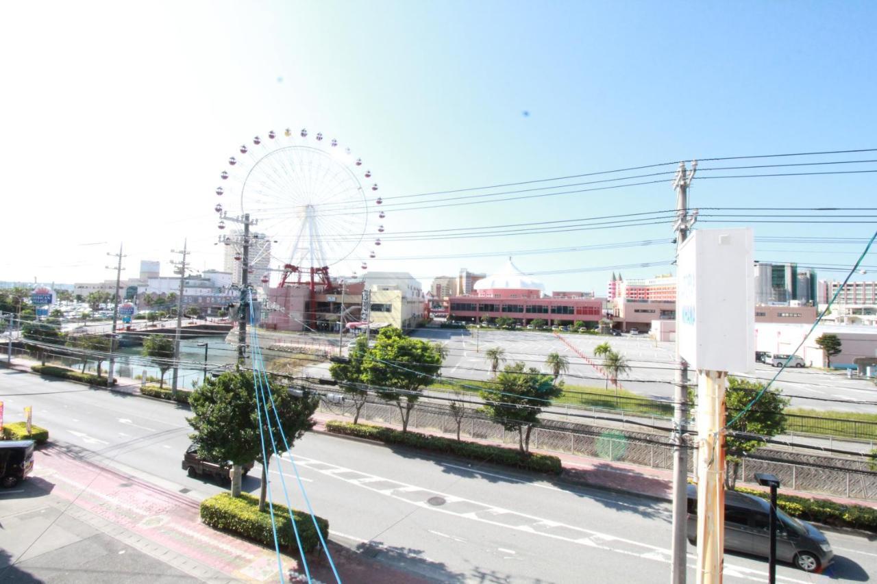 Utopia Mihama Chatan Bagian luar foto
