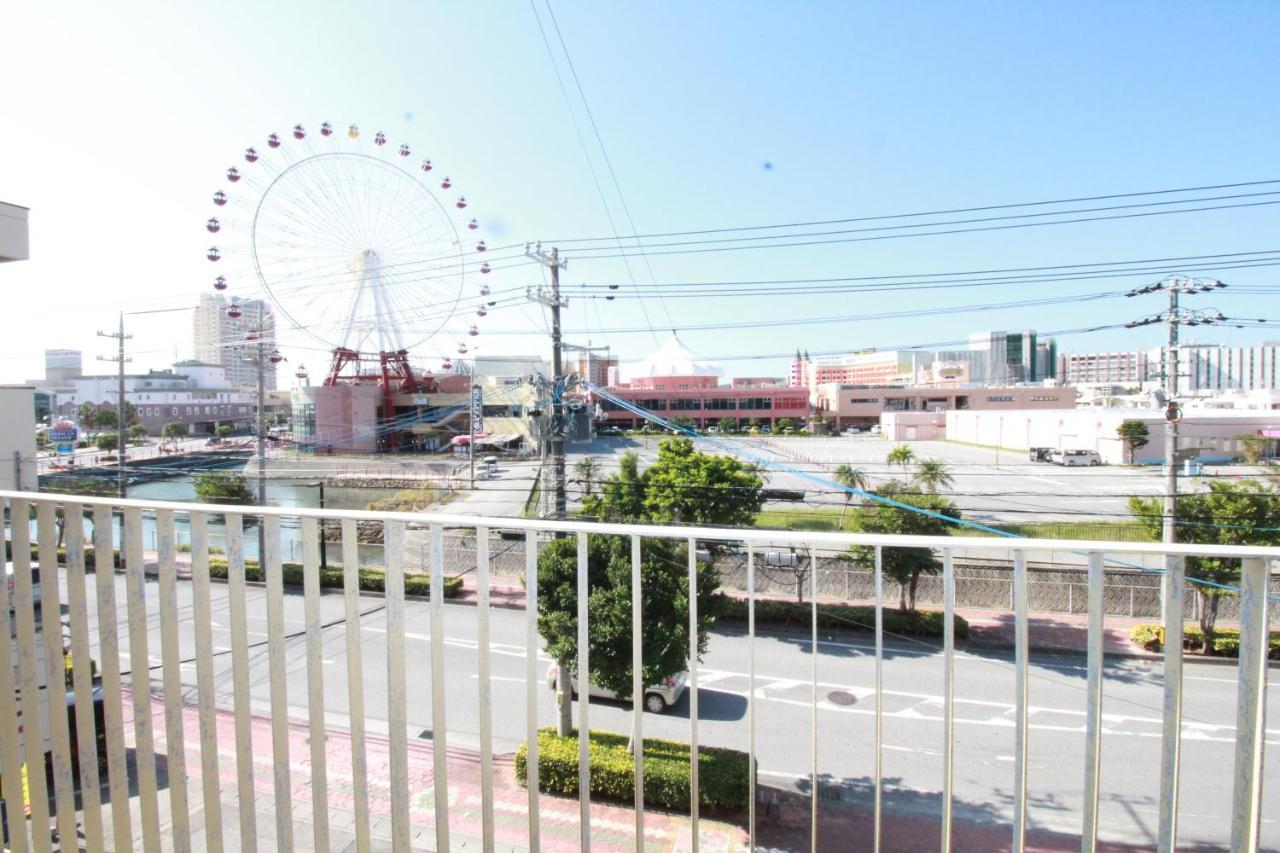 Utopia Mihama Chatan Bagian luar foto